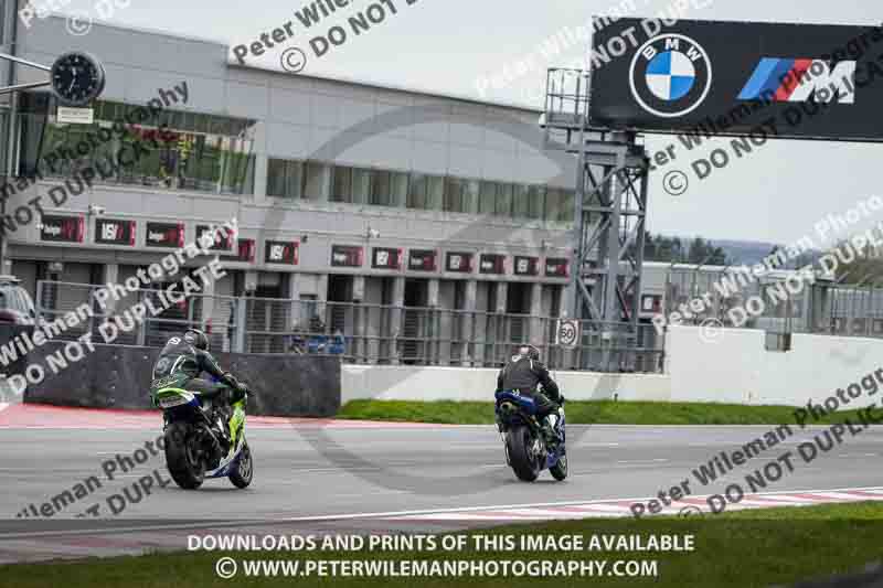 donington no limits trackday;donington park photographs;donington trackday photographs;no limits trackdays;peter wileman photography;trackday digital images;trackday photos